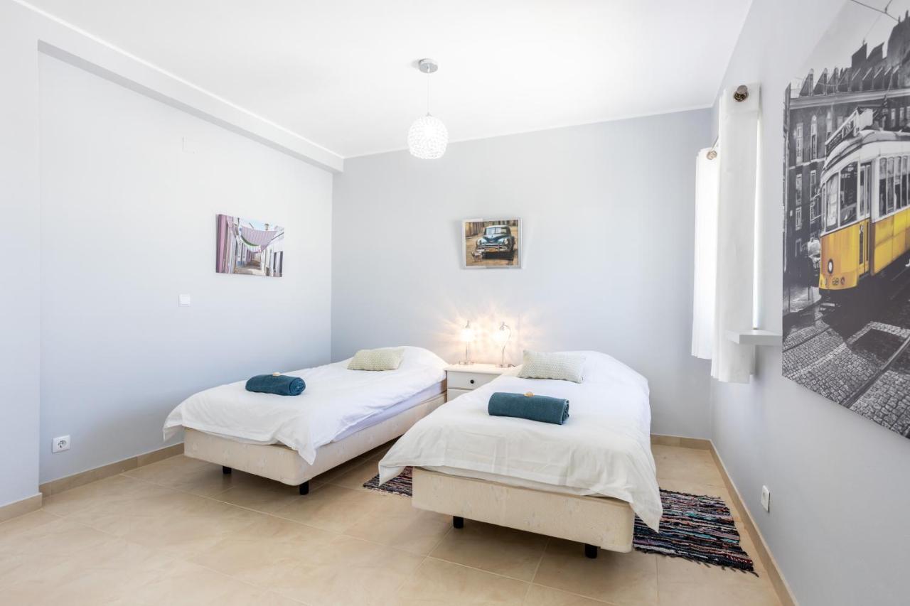Newly Renovated 2 Bedroom Townhouse - Close To Salema Beach Zewnętrze zdjęcie