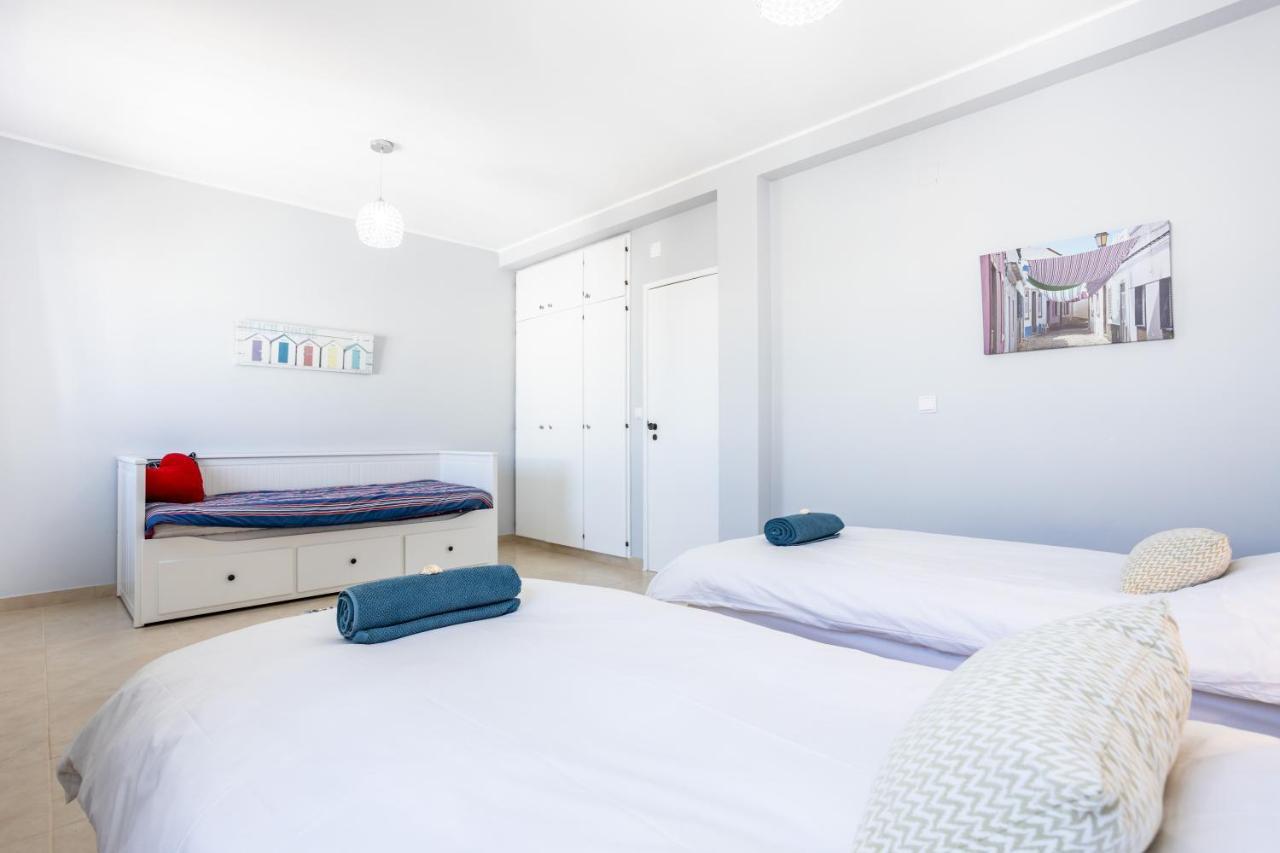 Newly Renovated 2 Bedroom Townhouse - Close To Salema Beach Zewnętrze zdjęcie